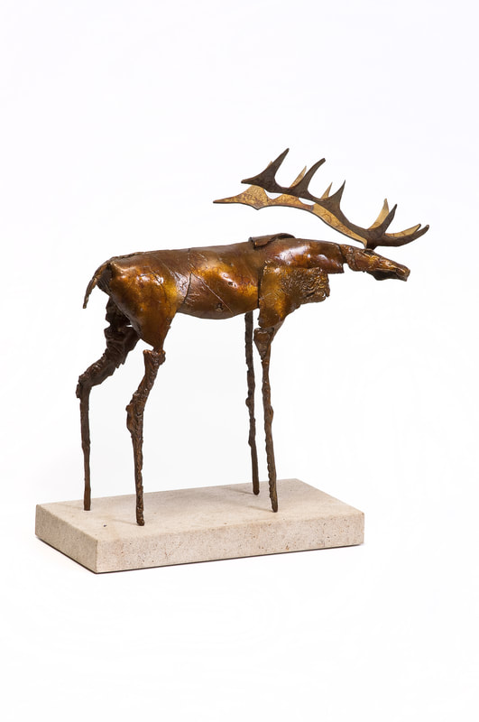 Bronze sculpture of elk