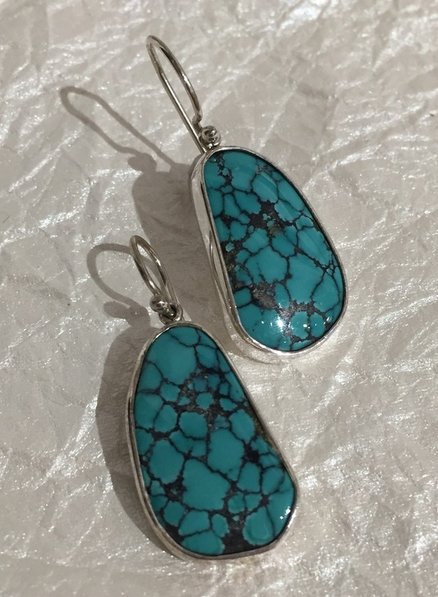 Pair of turquoise pendant earrings