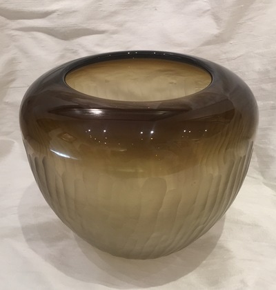 Color gradient glass vase