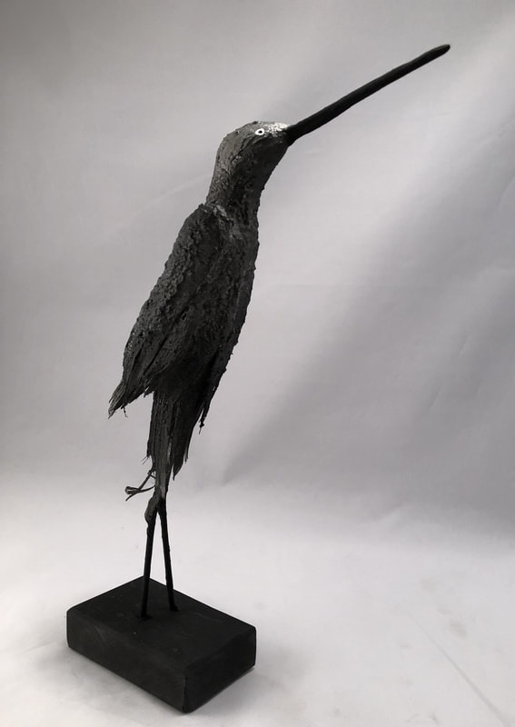 Abstract sculpture of bird