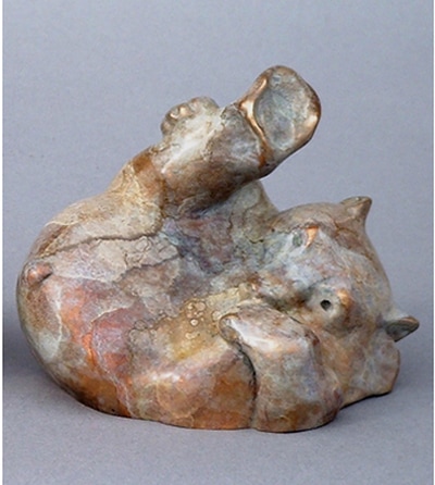 Bronze sculpture of bear